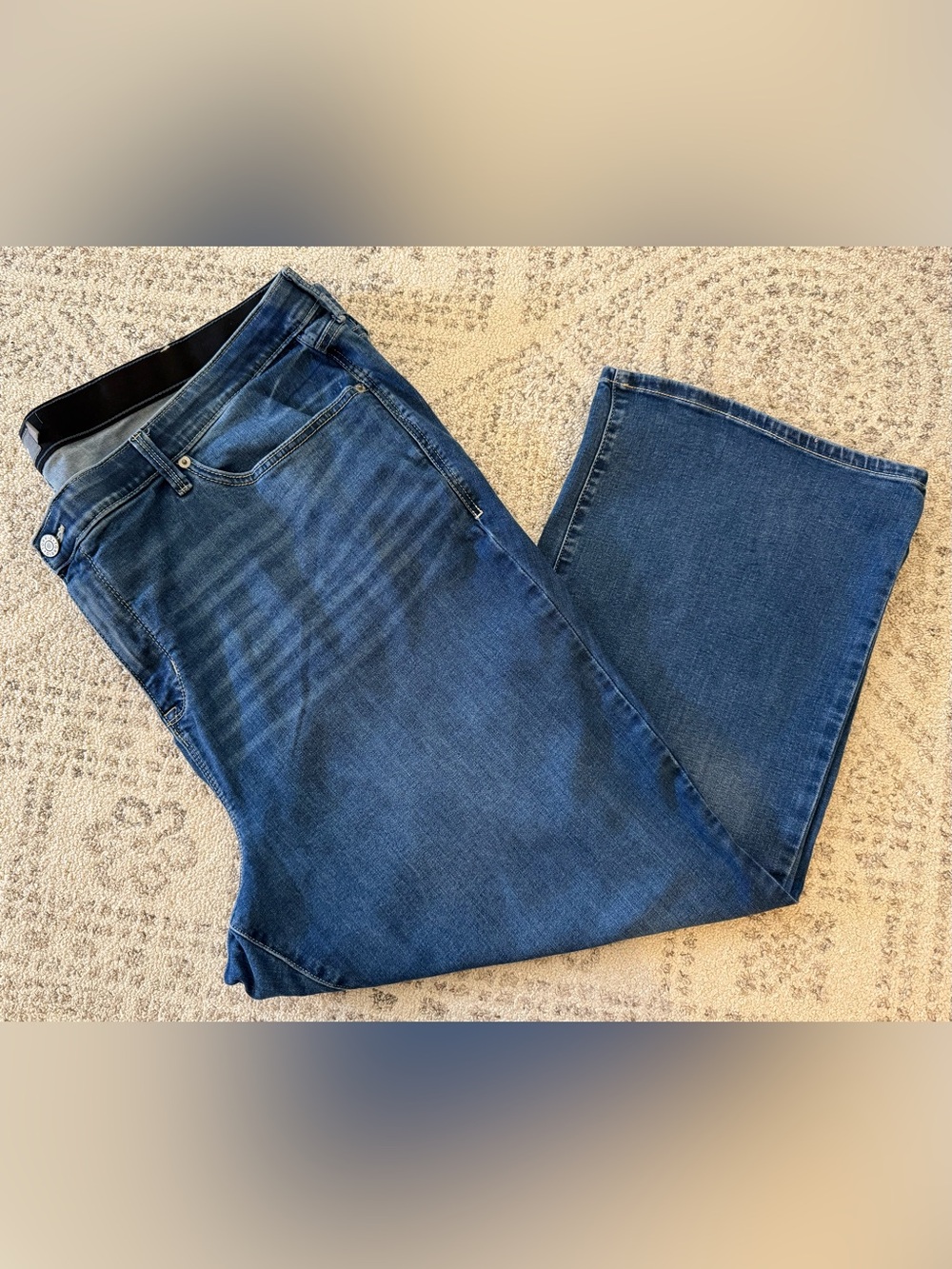 Torrid “Feel the Fit” Jeans Sz 28